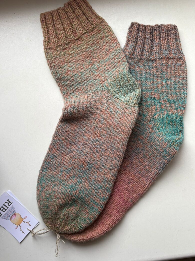 46-48 izmēra vilnas zeķes