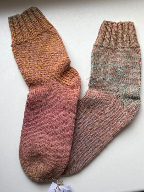 46-48 izmēra vilnas zeķes